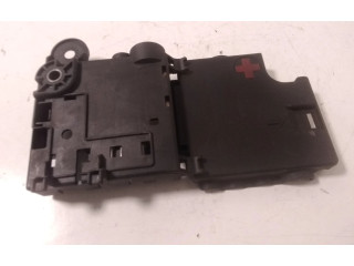 Блок предохранителей 8K0937517A   Audi A5 8T 8F    