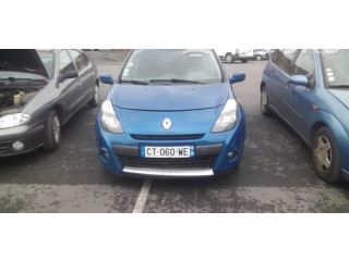 Ручка стеклоочистителей 8201590631 Renault Clio III