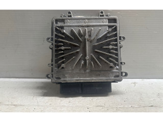 Блок управления двигателя 31336983 Volvo V70