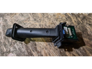 Ручка стеклоочистителей 30768101   Volvo V70