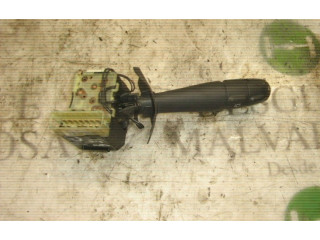 Ручка стеклоочистителей Renault Clio I