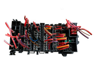 Pojistková skříňka 99761034000 Porsche Cayman 987 2007