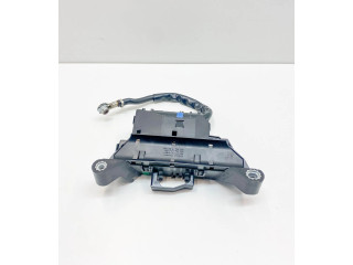   Pojistková skříňka A2305450403, A2305450801   Mercedes-Benz SL R230 2008