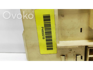 Блок предохранителей 4602219 Chrysler Stratus