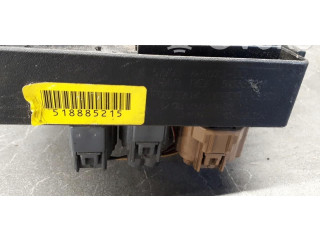 Блок предохранителей 518885215 Jaguar XJ X350