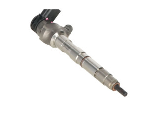 Форсунка 05L130277E    Volkswagen Caddy   