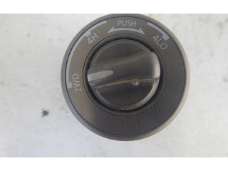 Включатель блокировки дифференциалов 4ASX7Z155AA   Nissan Titan   