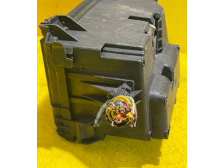 Блок предохранителей 118KM, RZ3R7P2 Opel Meriva B