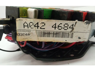 Блок предохранителей 4200572, A0424684 Saab 9-5