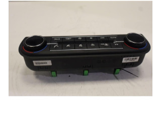 Блок управления климат-контролем 97250-J7301   KIA Xceed