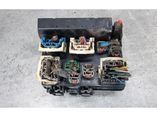   Pojistková skříňka 04727832AI   Chrysler Pacifica 2003