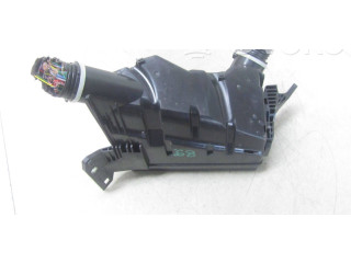 Блок предохранителей     Honda HR-V    