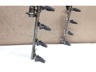 Vstřikovač 079133551B, 0280156180   Audi A8 S8 D3 4E  pro benzínový motor 4.2 BFM 