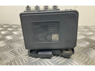 Блок АБС 5Q0614517CH, 5Q0614235 Skoda Superb B8 (3V) 2015 - 2024 года