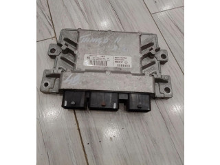 Блок управления двигателем Блок управления 8201076738 Renault Twingo II