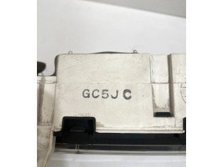 Панель приборов GC5JC, PLJ620001A   Mazda 626       