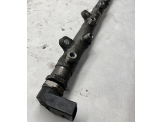 Vstřikovací lišta 7795514   BMW 5 E60 E61     