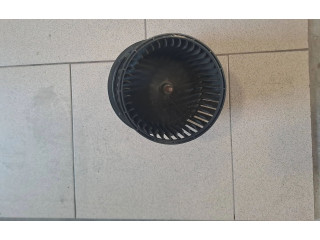 Вентилятор печки       Dacia Duster