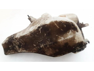 Бачок оконной жидкости