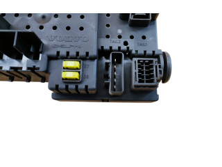 Блок предохранителей 30728512, 05W234   Volvo XC90    