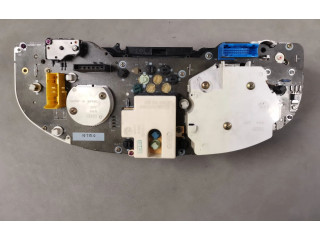 Панель приборов 893919033DF, 894919059 Audi 80 90 B3