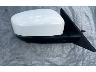 Zpětné zrcátko Maserati Levante 2021