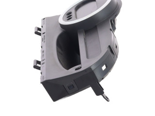 Панель приборов 8200725329 Renault Twingo II