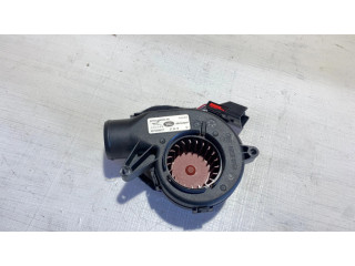 Другая деталь салона