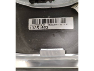 Руль Opel Meriva B  2010 - 2016 года 13351023, 0060028858      