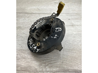 Подрулевой шлейф SRS    Volkswagen PASSAT B4