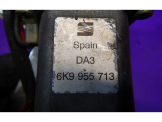 Моторчик заднего дворника 6K9955713, 6K9955713 Volkswagen Caddy