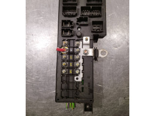 Блок предохранителей 8678449, 518785100 Volvo XC90