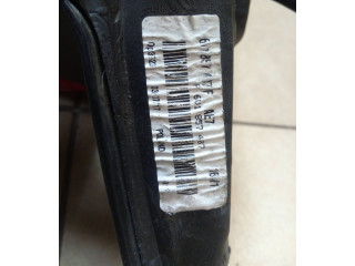 Зеркало электрическое Skoda Fabia Mk3 (NJ) 2015 - 2021 года