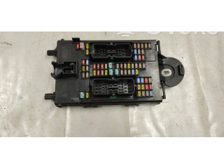 Блок предохранителей  32209198   Volvo XC90    