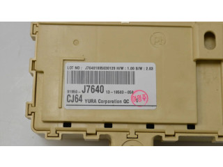 Блок предохранителей 91950J7640 KIA Ceed