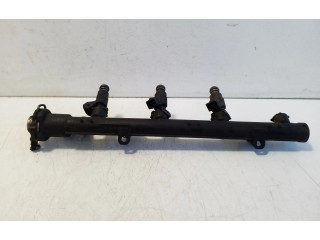 Топливная рампа 030133319G, 2435170119   Volkswagen Golf III  