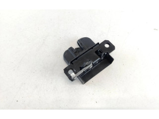 Zámek zadních dveří 2K0827505L Volkswagen Caddy 2014