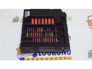 Блок предохранителей 61148384629, 6905228   BMW Z4 E85 E86    