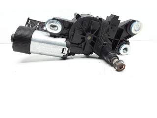 Моторчик заднего дворника 30663891    Volvo V70