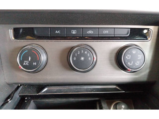 Модуль блока управления кондиционером    Volkswagen Passat Alltrack