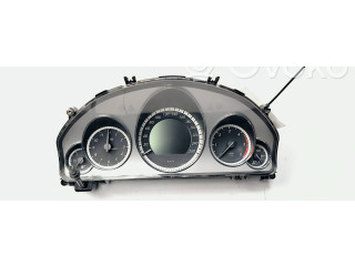 Přístrojová deska Mitsubishi Montero 2003 A2129003309