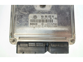 Блок управления двигателя 06A906032MK, 1039S01712 Volkswagen New Beetle