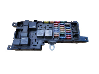 Ящик предохранителей (комплект) 518322326, 8637841 Volvo V70