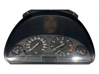 Přístrojová deska BMW 5 E39 2001 8375900, 6118375900