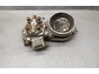 Vstřikovací lišta 0438121011, 026133353   Audi 80 90 B3     