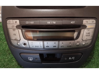 Поршень Радио/ проигрыватель CD/DVD / навигация    Peugeot 107  