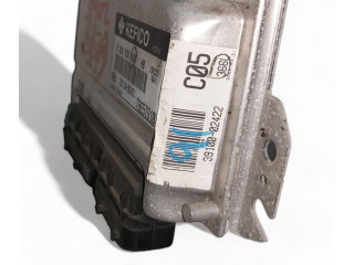 Блок управления двигателя 39110-02421, -9030930366F Hyundai Getz