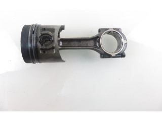 Píst Mitsubishi Pajero 4D56 T