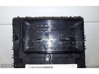   Pojistková skříňka 1K0937125A   Volkswagen Tiguan 2009