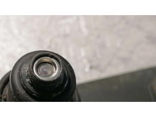 Топливная рампа MR988977 Mitsubishi Colt 1.1